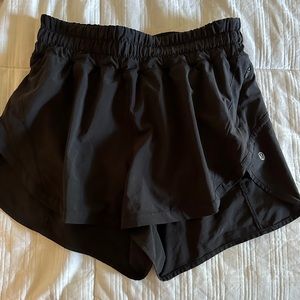 Lululemon Track That HR Short Size 6